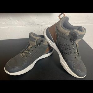 Perry Ellis Portfolio Brady Youth Boots (PEA19R1460A-2) Size US 5 Boy’s Shoes